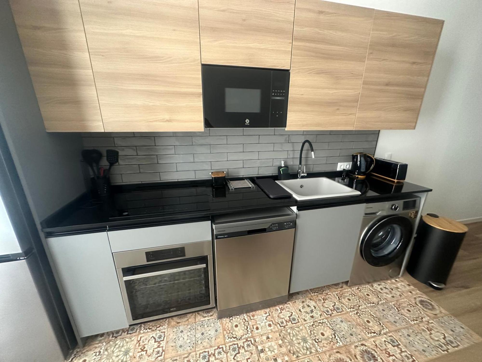 Portobeach Valencia Suites المظهر الخارجي الصورة